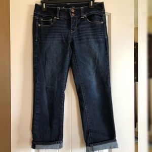 American Eagle Jeans. Artist Crop size 2